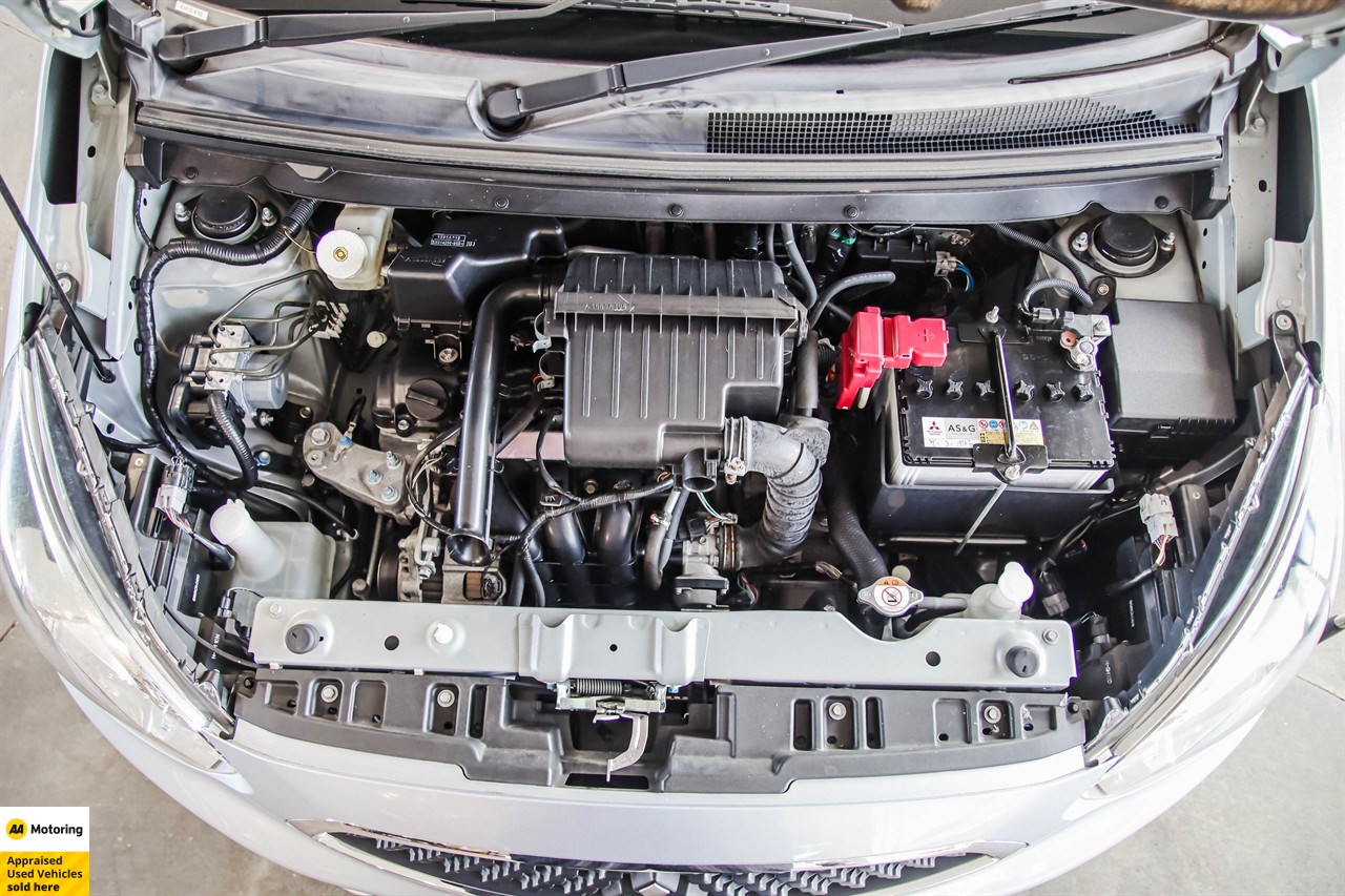 2018 Mitsubishi MIRAGE 5D