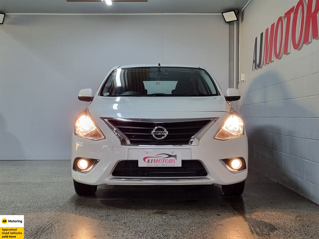 2014 Nissan Latio