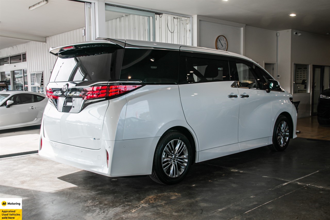 2024 Toyota Alphard
