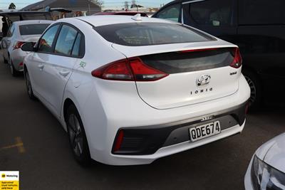 2022 Hyundai IONIQ - Thumbnail