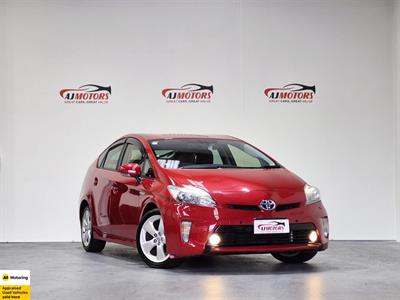 2012 Toyota Prius - Thumbnail