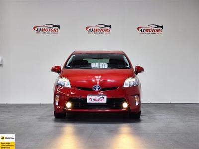 2012 Toyota Prius - Thumbnail