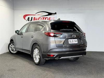 2017 Mazda CX-8 - Thumbnail