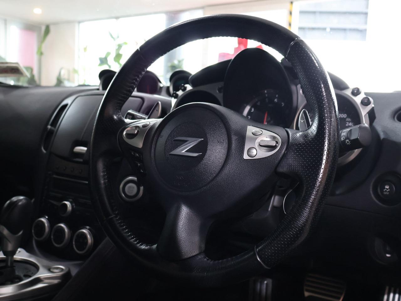 2016 Nissan Fairlady