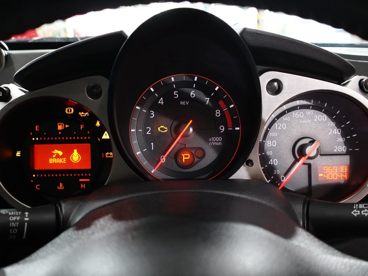 2016 Nissan Fairlady