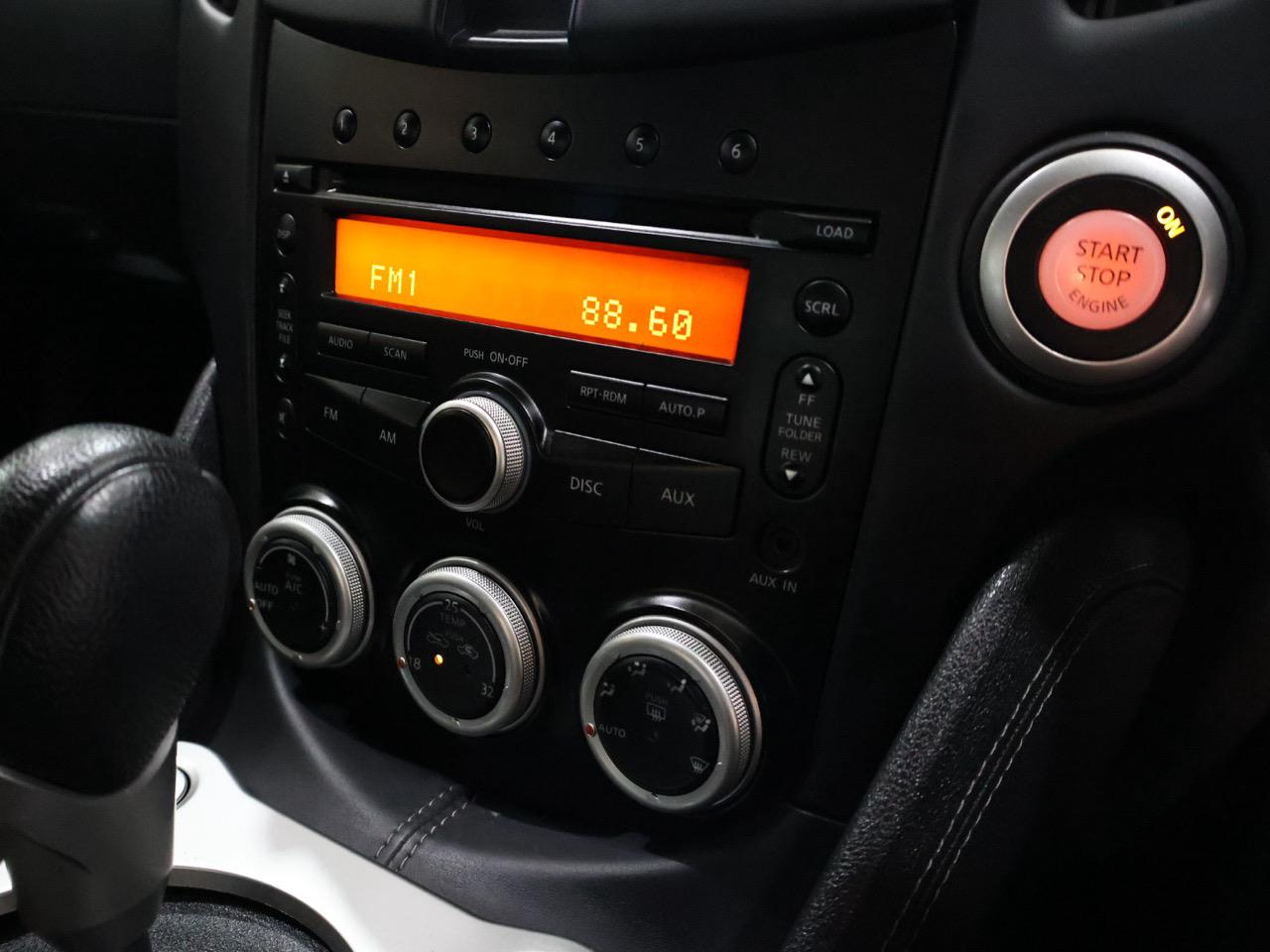 2016 Nissan Fairlady