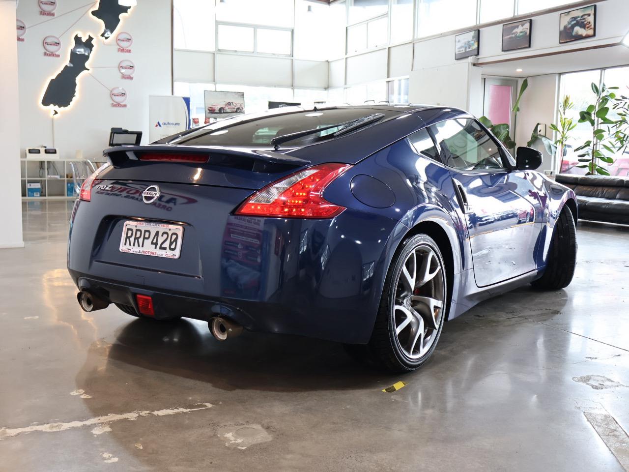 2016 Nissan Fairlady