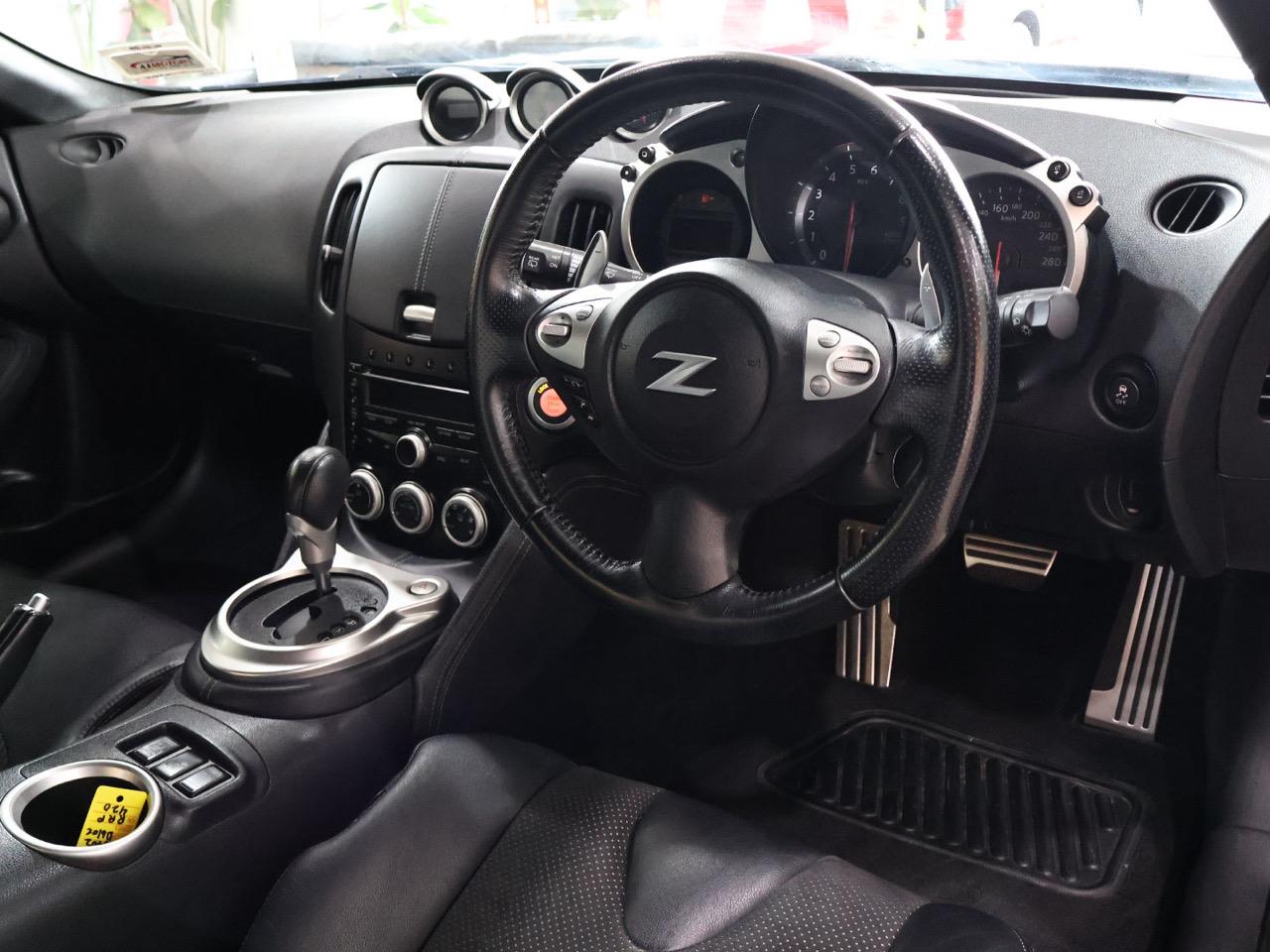 2016 Nissan Fairlady