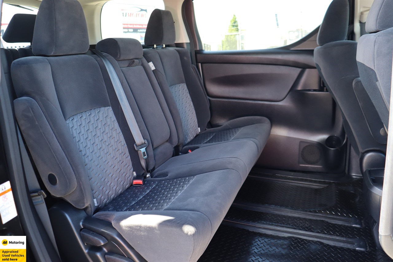 2015 Toyota Vellfire