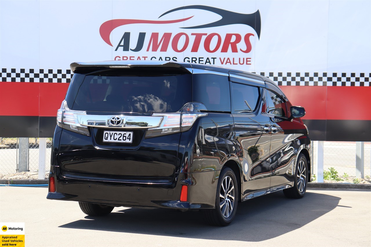 2015 Toyota Vellfire