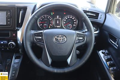 2015 Toyota Vellfire - Thumbnail