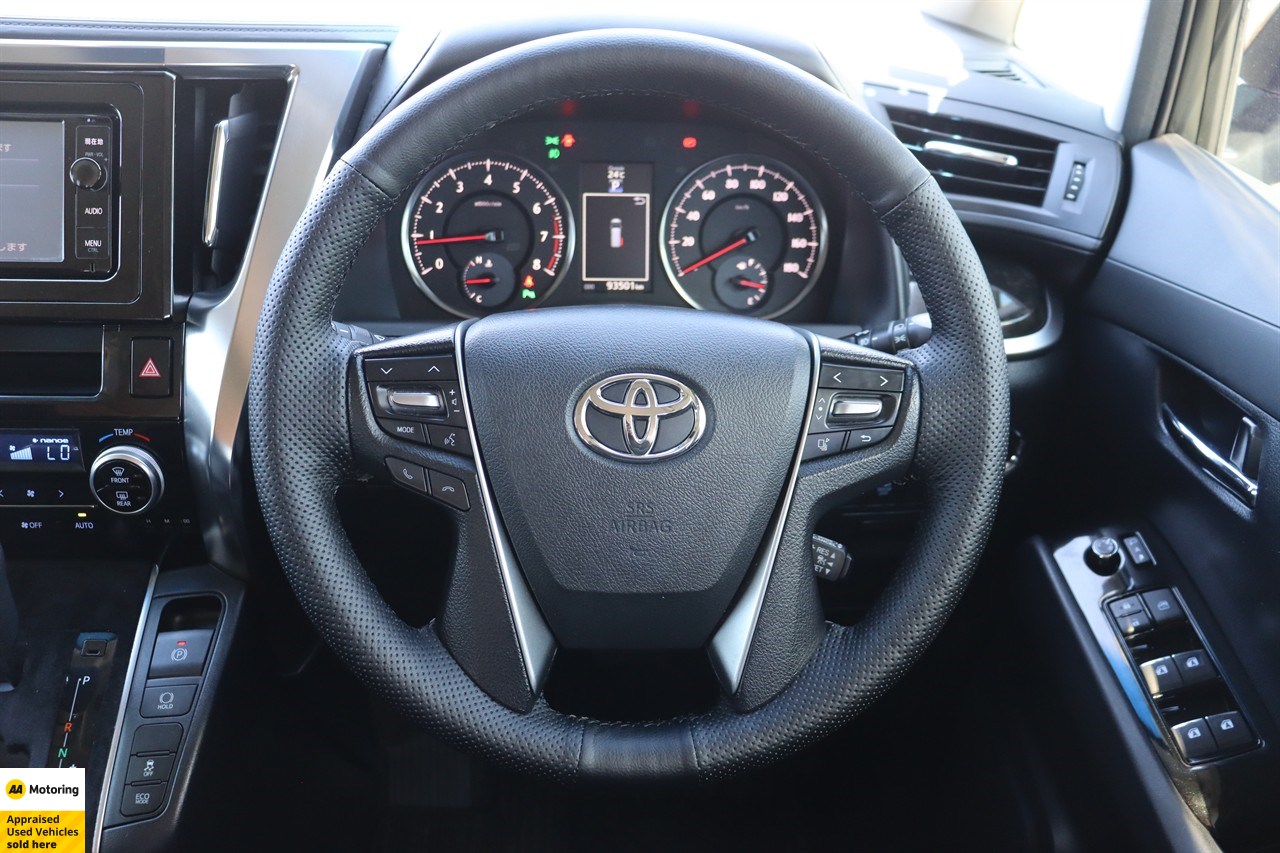 2015 Toyota Vellfire