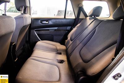 2014 Nissan Wingroad - Thumbnail