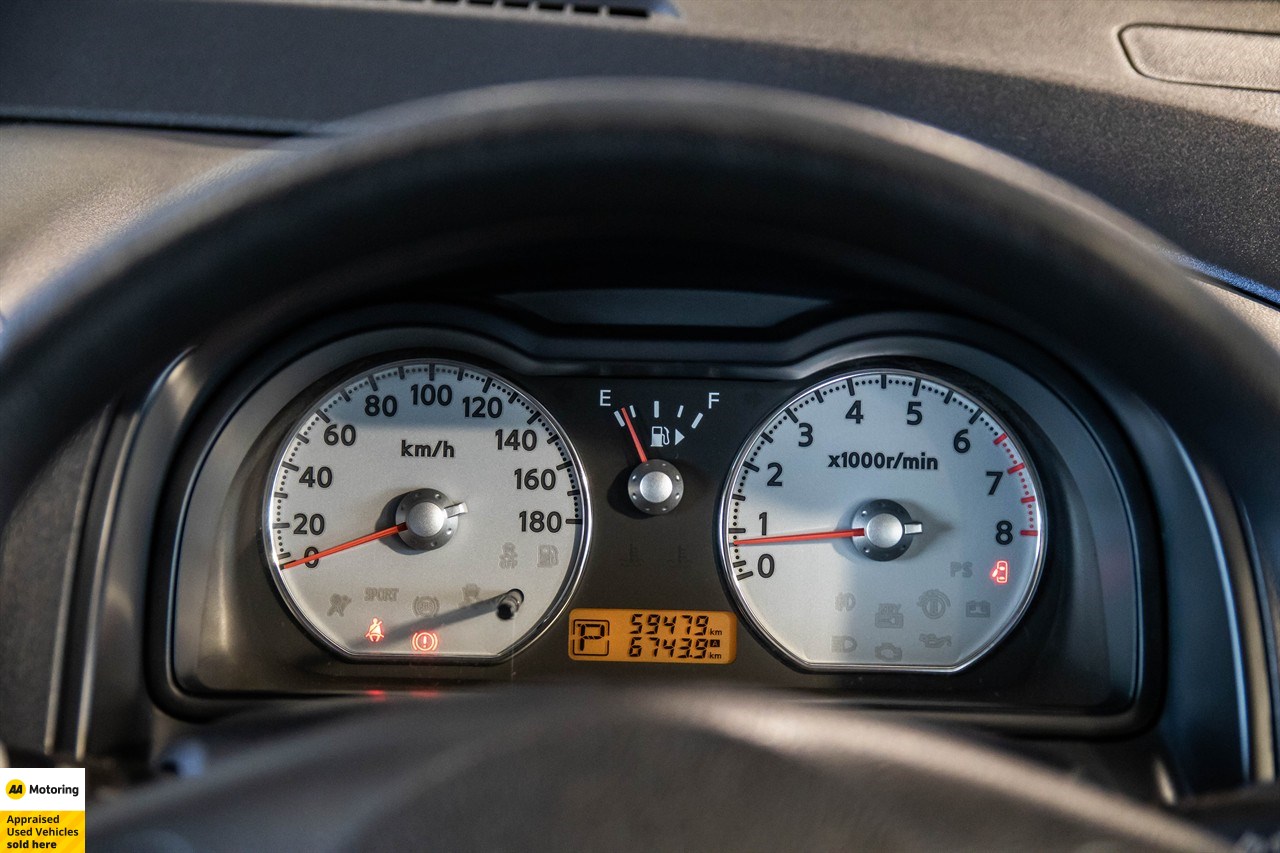 2014 Nissan Wingroad