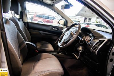 2014 Nissan Wingroad - Thumbnail