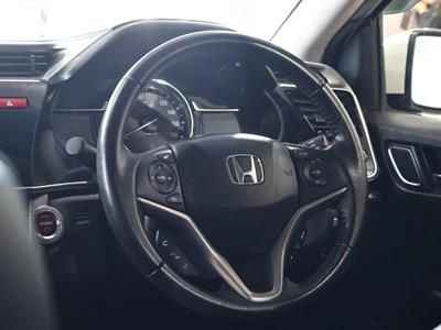 2014 Honda Grace - Thumbnail