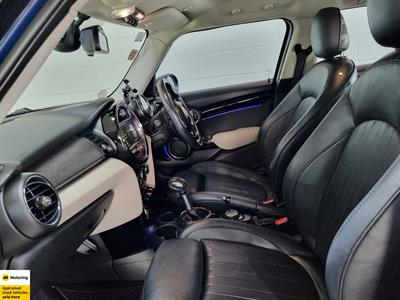 2015 Mini Cooper - Thumbnail