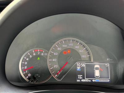 2014 Toyota Vitz - Thumbnail