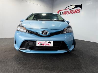 2014 Toyota Vitz - Thumbnail