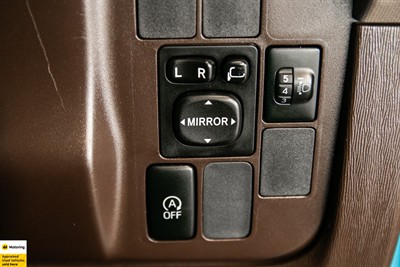 2014 Toyota Passo - Thumbnail