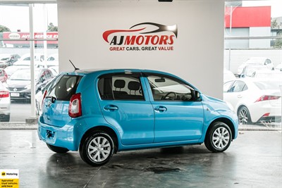 2014 Toyota Passo - Thumbnail