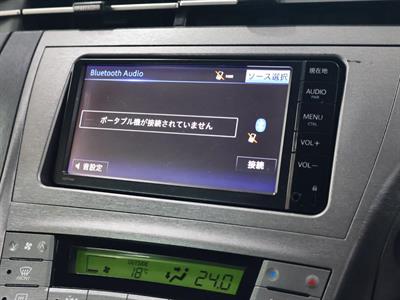 2015 Toyota Prius - Thumbnail