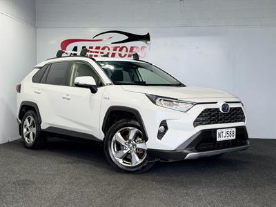 2021 Toyota RAV4 - Thumbnail