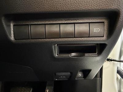 2021 Toyota RAV4 - Thumbnail