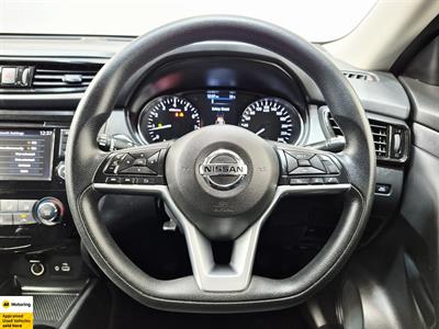 2022 Nissan X-Trail - Thumbnail