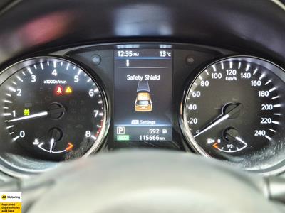2022 Nissan X-Trail - Thumbnail