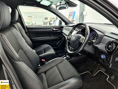 2016 Toyota Corolla - Thumbnail