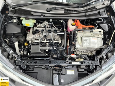 2016 Toyota Corolla - Thumbnail