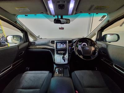 2012 Toyota Vellfire - Thumbnail