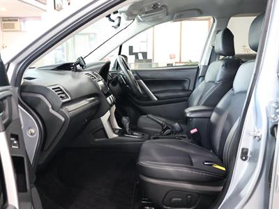 2015 Subaru Forester - Thumbnail