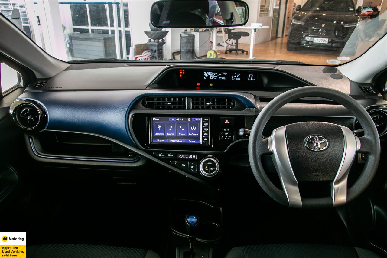 2015 Toyota Aqua
