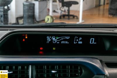 2015 Toyota Aqua - Thumbnail