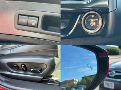 2022 Lexus UX250H - Thumbnail