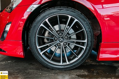 2015 Toyota 86 - Thumbnail