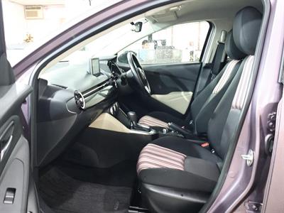 2015 Mazda Demio - Thumbnail
