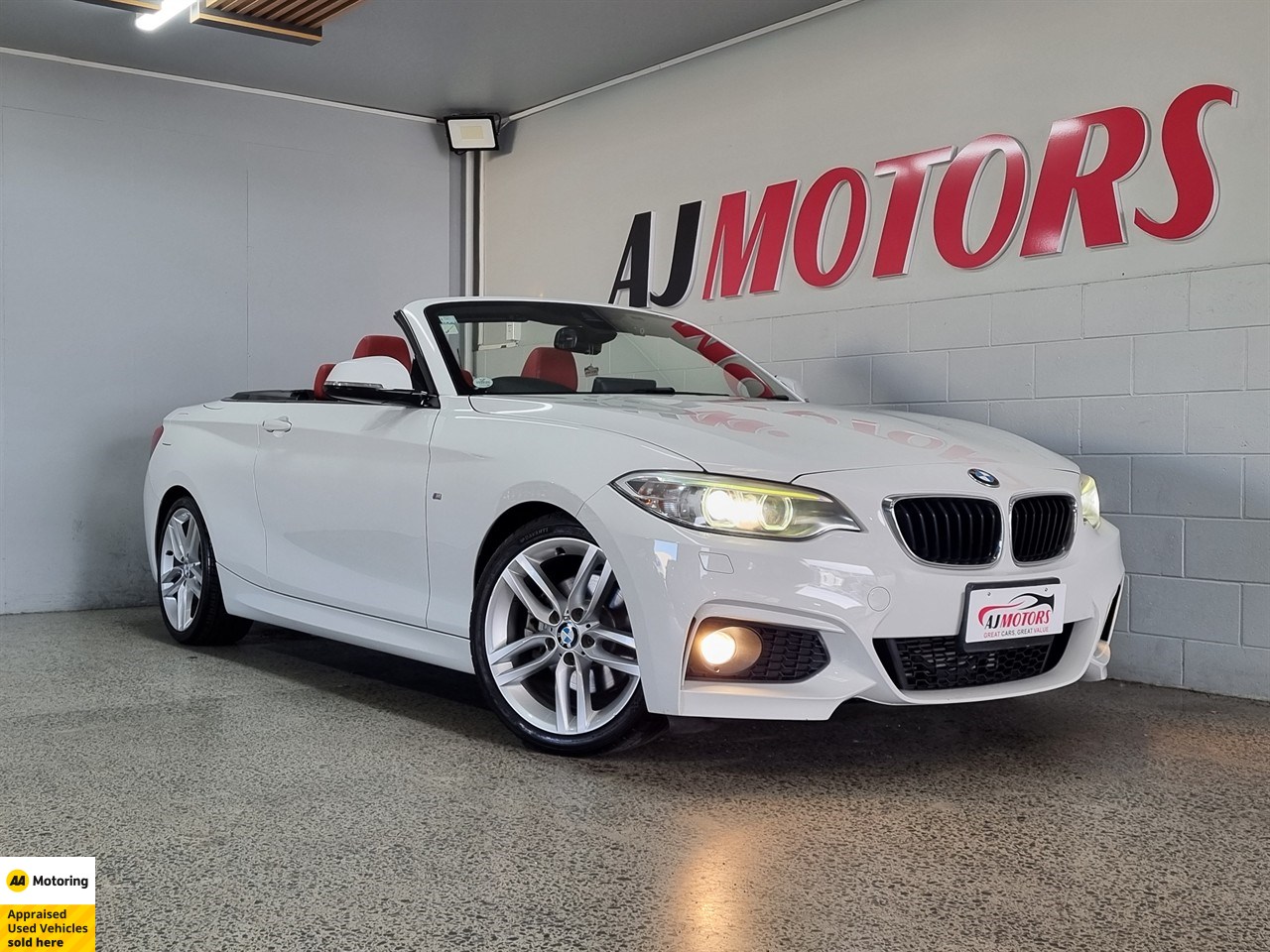 2015 BMW 220i
