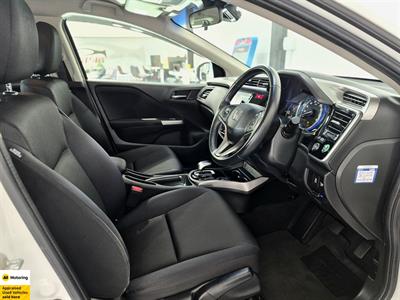 2015 Honda Grace - Thumbnail