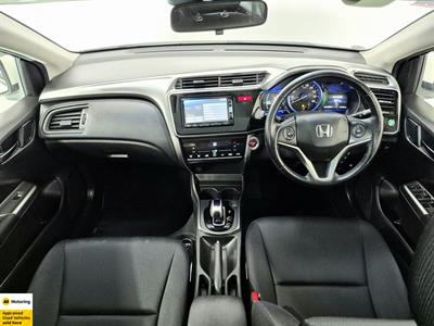 2015 Honda Grace - Thumbnail