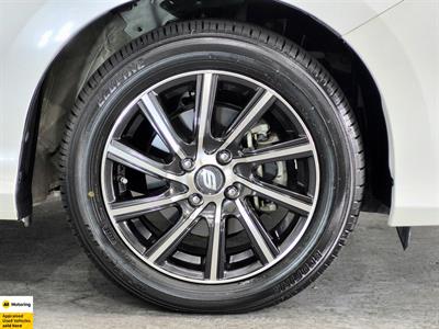 2015 Honda Grace - Thumbnail