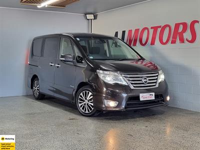 2014 Nissan Serena - Thumbnail