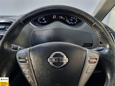 2014 Nissan Serena - Thumbnail