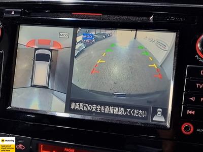 2014 Nissan Serena - Thumbnail