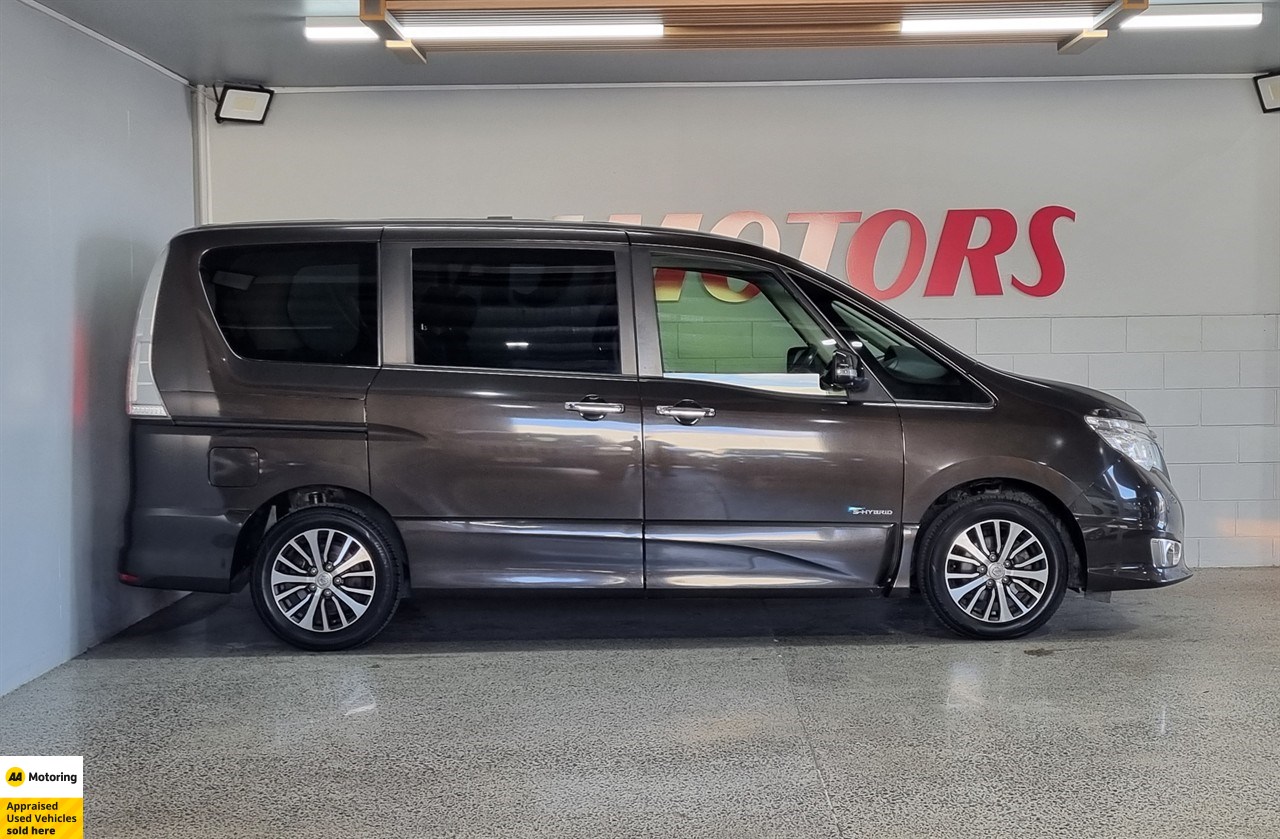 2014 Nissan Serena