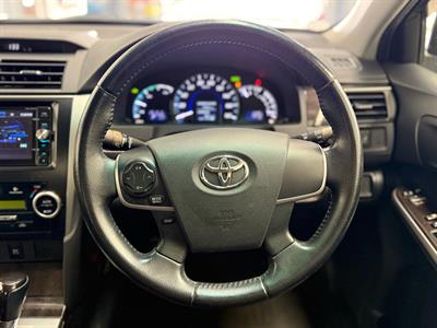 2014 Toyota Camry - Thumbnail