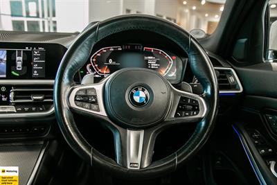 2019 BMW 320i - Thumbnail