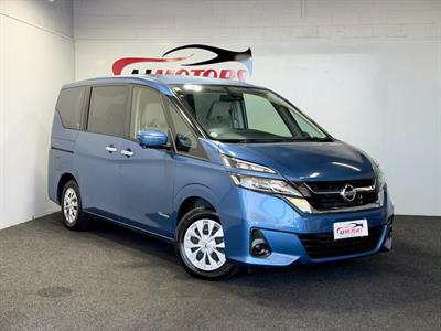 2017 Nissan Serena - Thumbnail